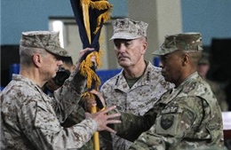 Mỹ thay Tư lệnh NATO tại Ápganixtan
